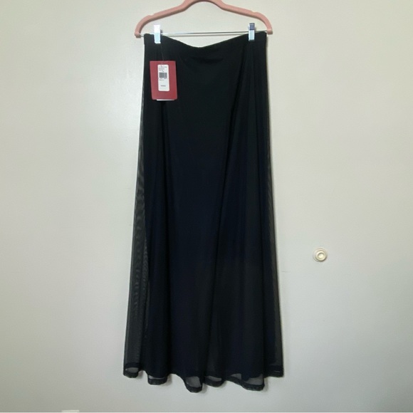 J.S. Collection Women’s Flare Dress Pants. Black. Size 14. NWT - Picture 1 of 6